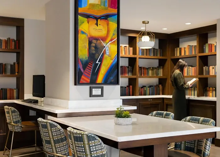 Hotel Indigo Naperville Riverwalk By Ihg